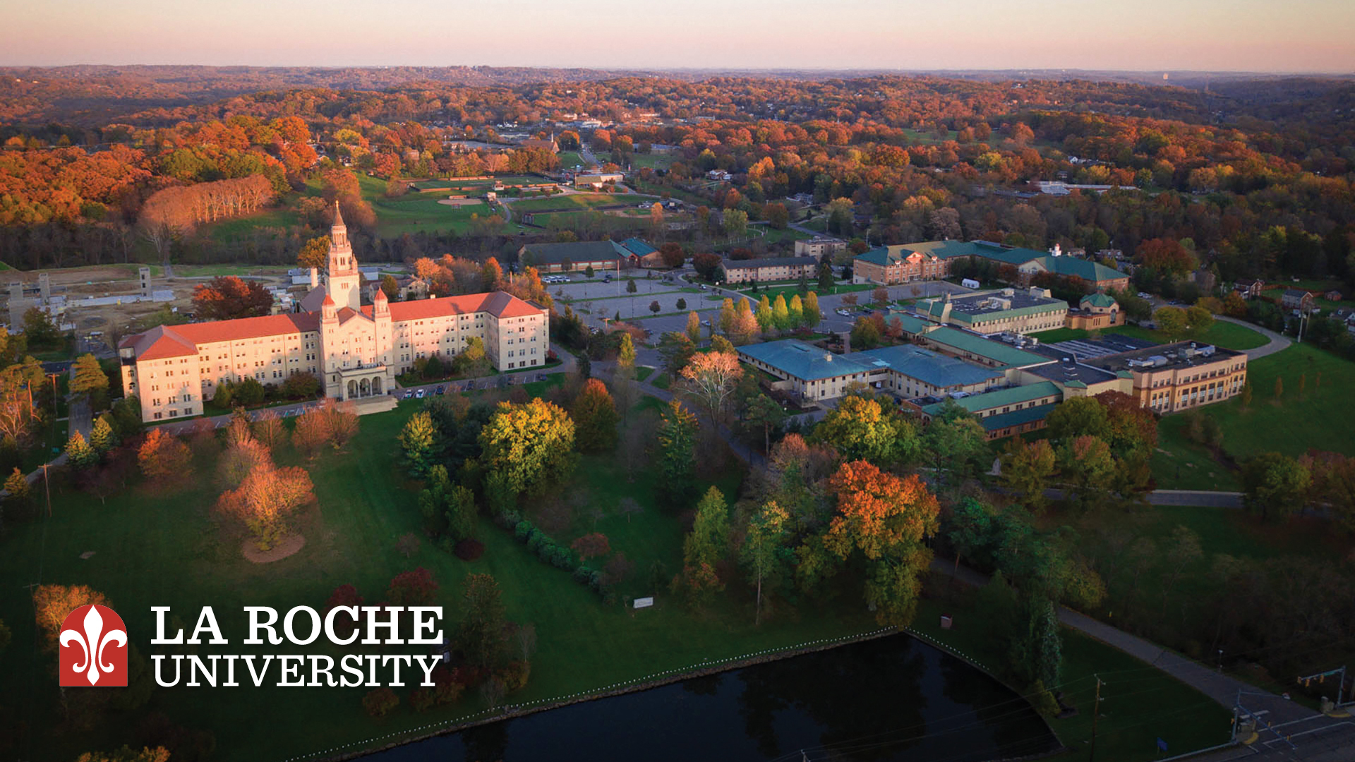 An aerial photo of La Roche Campus