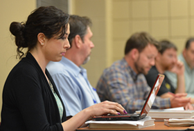 La Roche graduate students attending a class in Human Resources Management.
